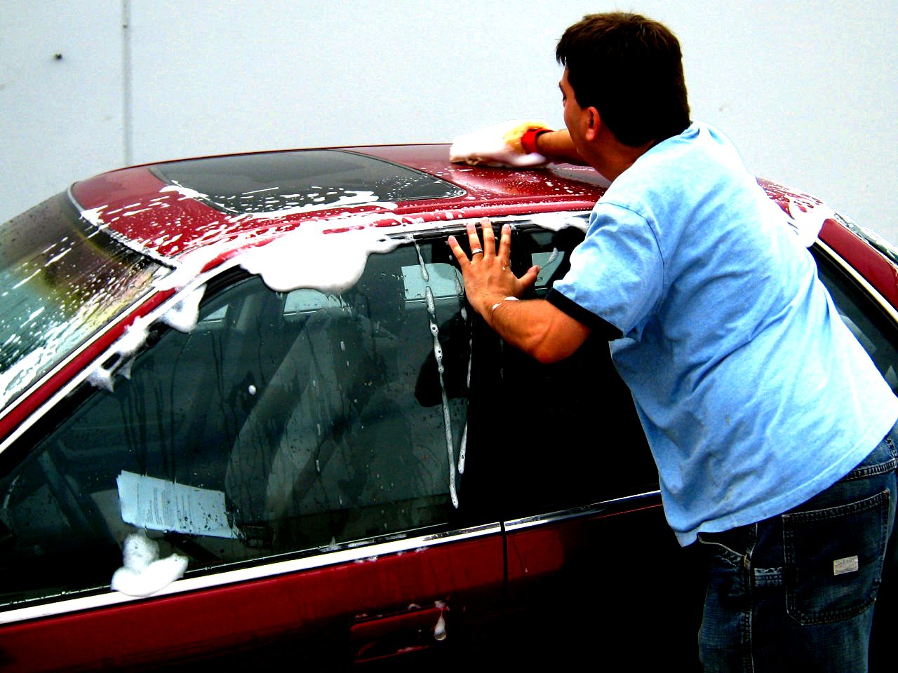 How you can wax a vehicle correctly [stepbystep guide] lukewarm water in the
